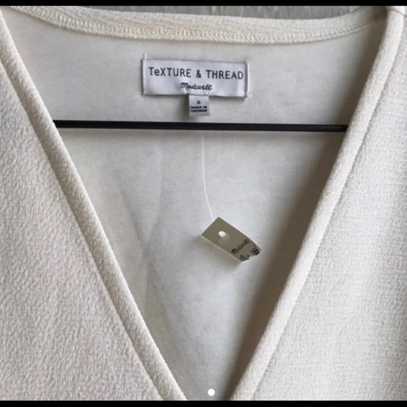 Madewell wrap top never worn, NWT! - Picture 2 of 2